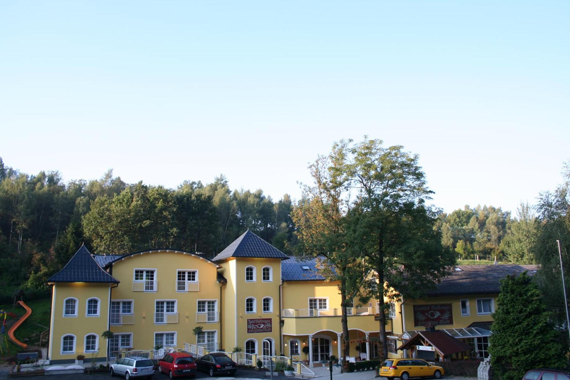 Gasthof & Hotel Wolfsegger Engerwitzdorf Buitenkant foto