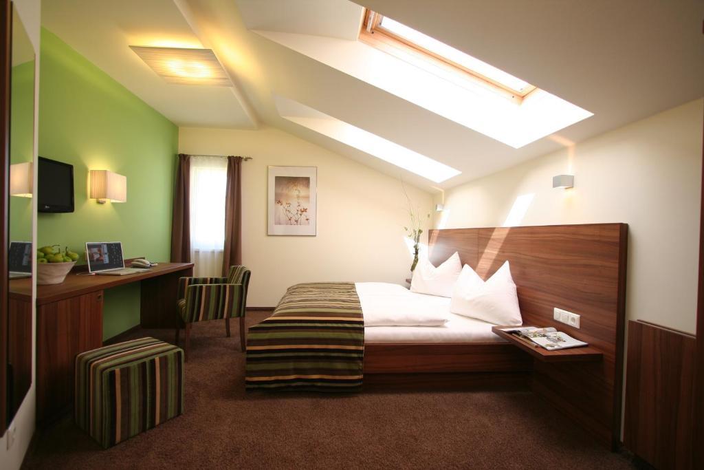 Gasthof & Hotel Wolfsegger Engerwitzdorf Kamer foto